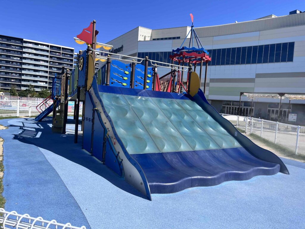 ららぽーとみなとアルクスのキッズ遊具